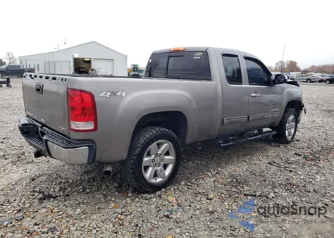 2013 GMC Sierra K1500 Sle z USA, uszkodzony, nr VIN 1GTR2VE74DZ355873